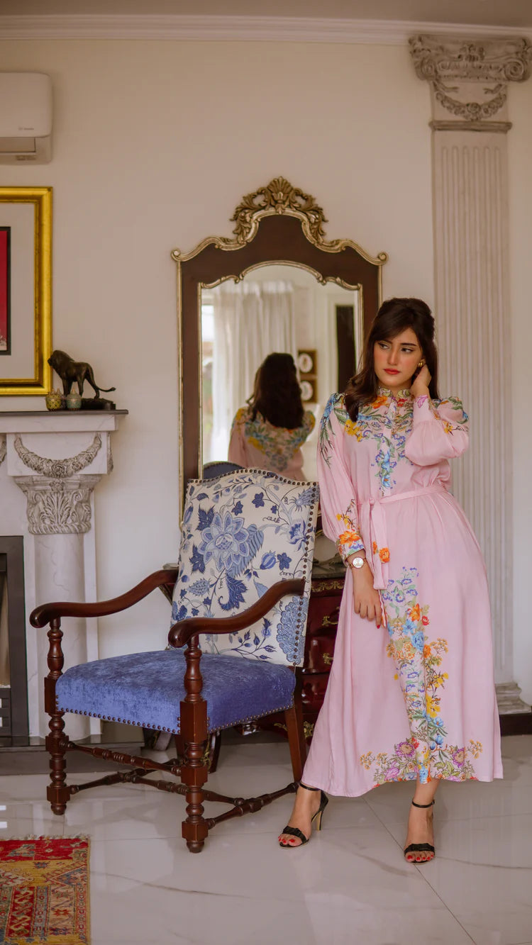 The Art of Embroidery Designs and Its Prompt Transformation