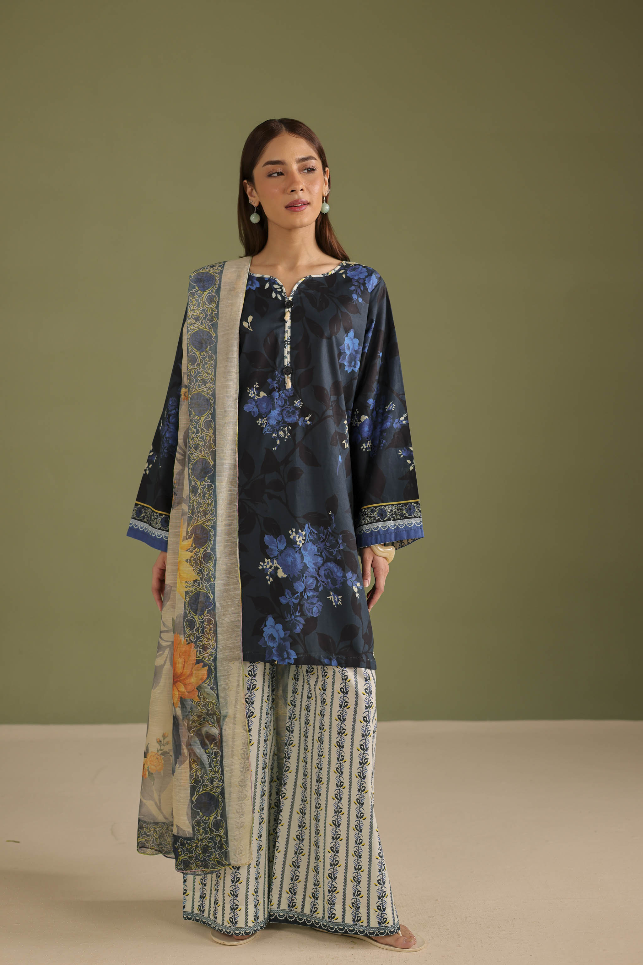3PC Printed Lawn Suit - 42675