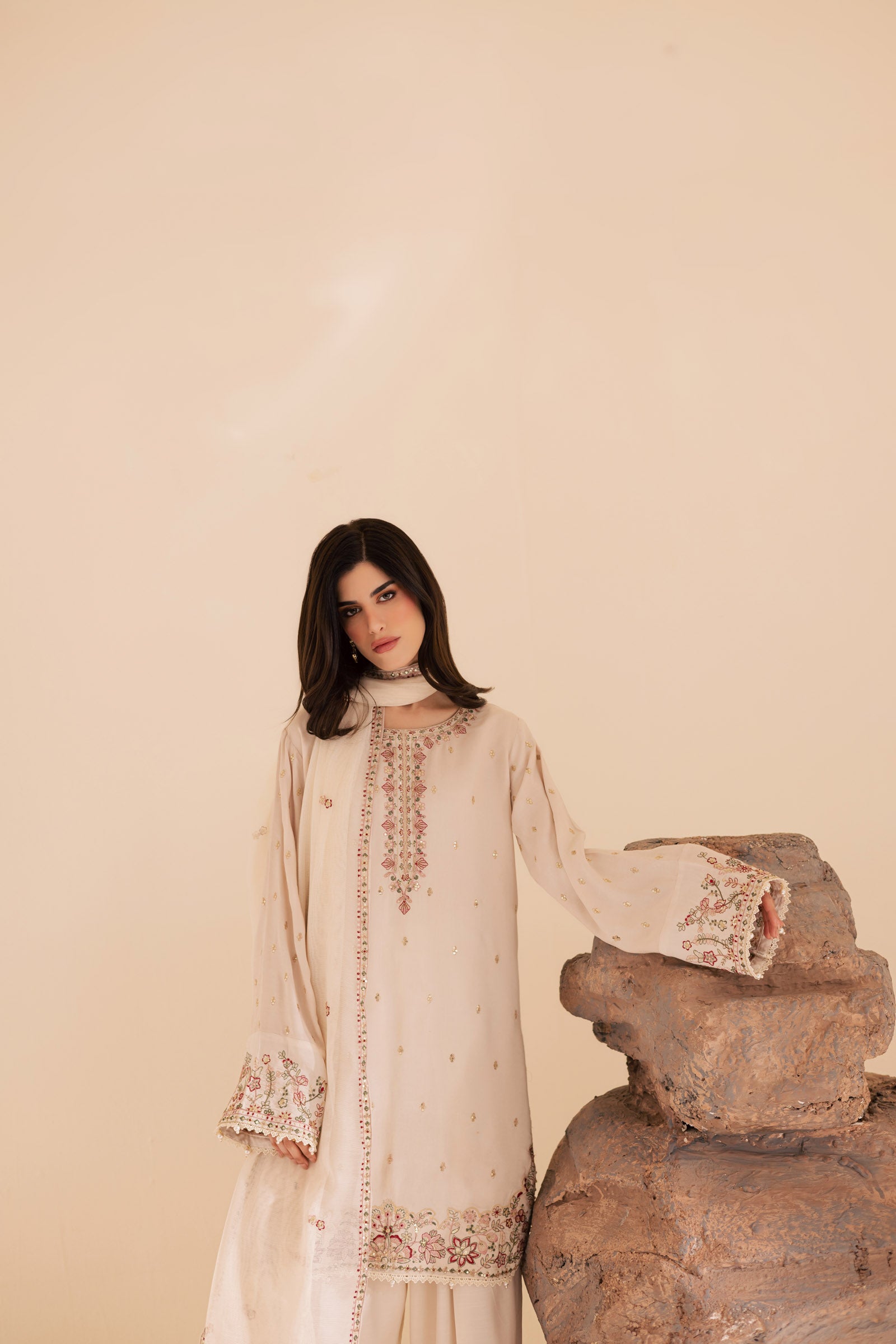 3PC Luxury Embroidered Dress- RSC08