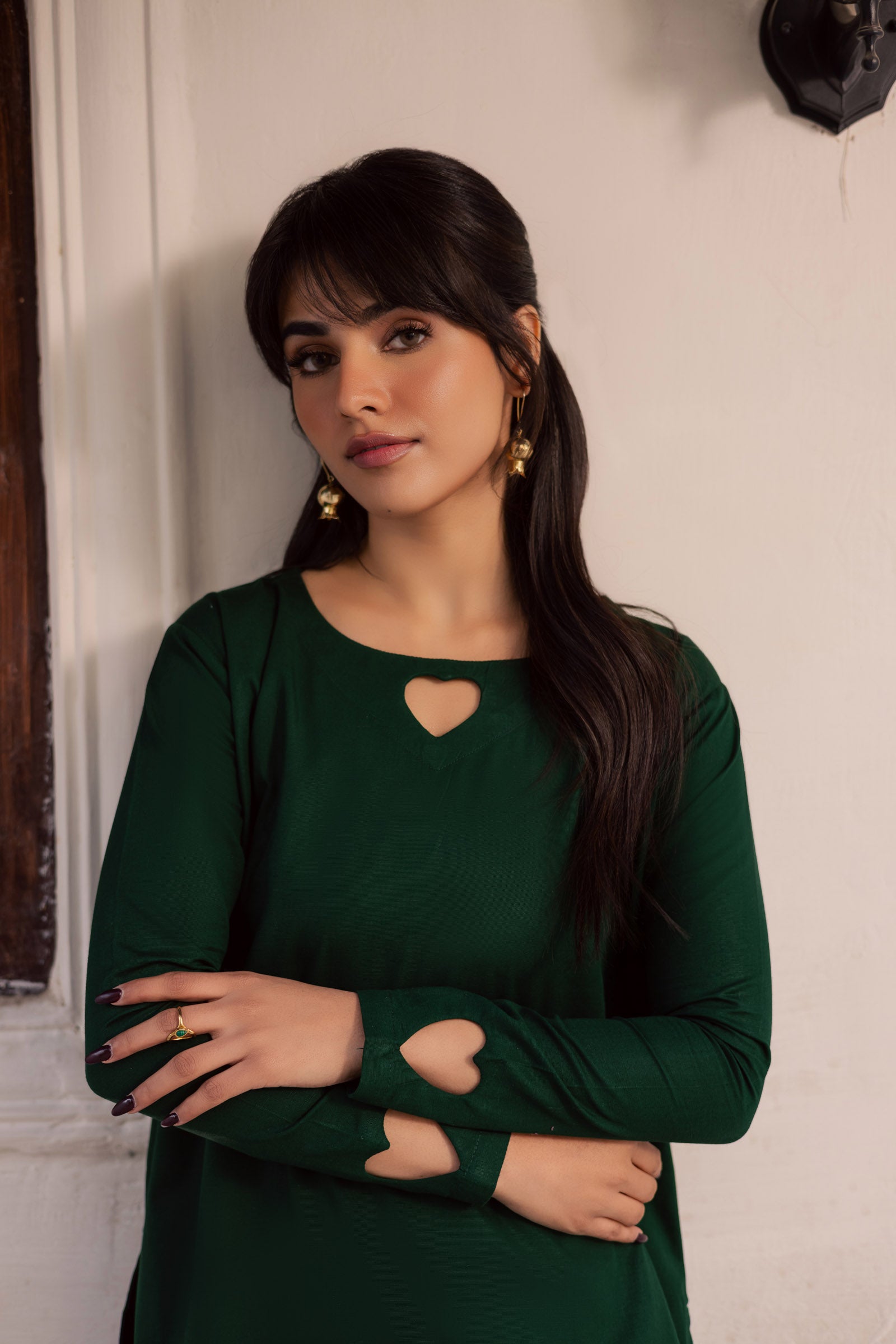 2PC Khaddar Solid HSK 06 – Bottle Green