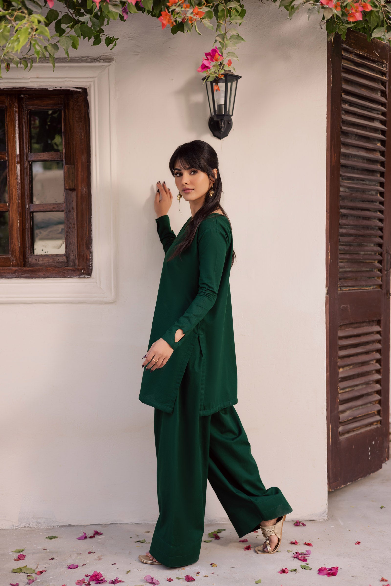 2PC Khaddar Solid HSK 06 – Bottle Green