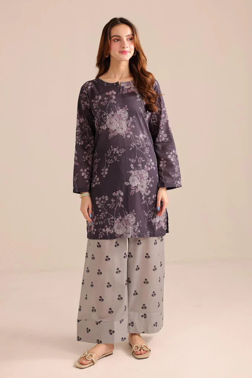 Monsoon-Friendly Outfits: Fabrics That Stay Fresh in Humidity