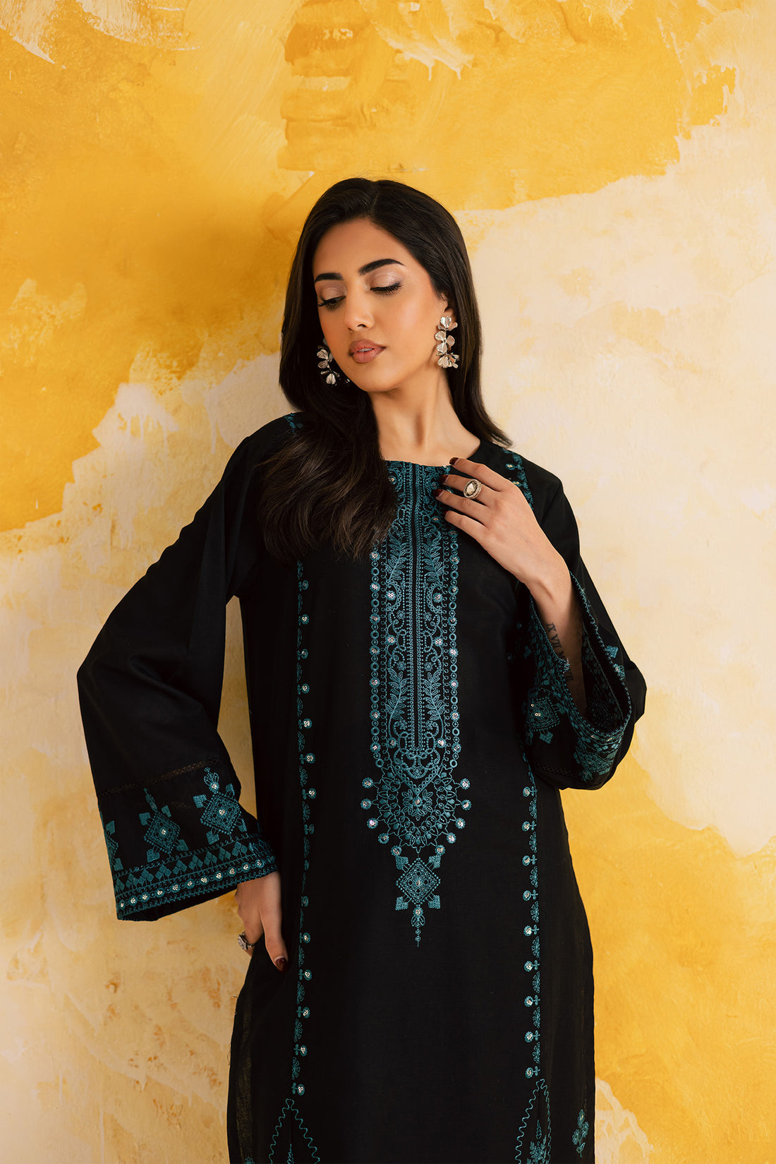 2PC LUXURY EMBROIDERED DRESS - 1102