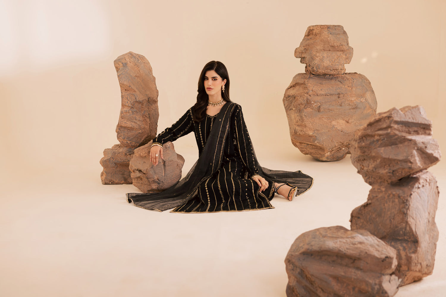 3PC Luxury Embroidered Dress-RSB01