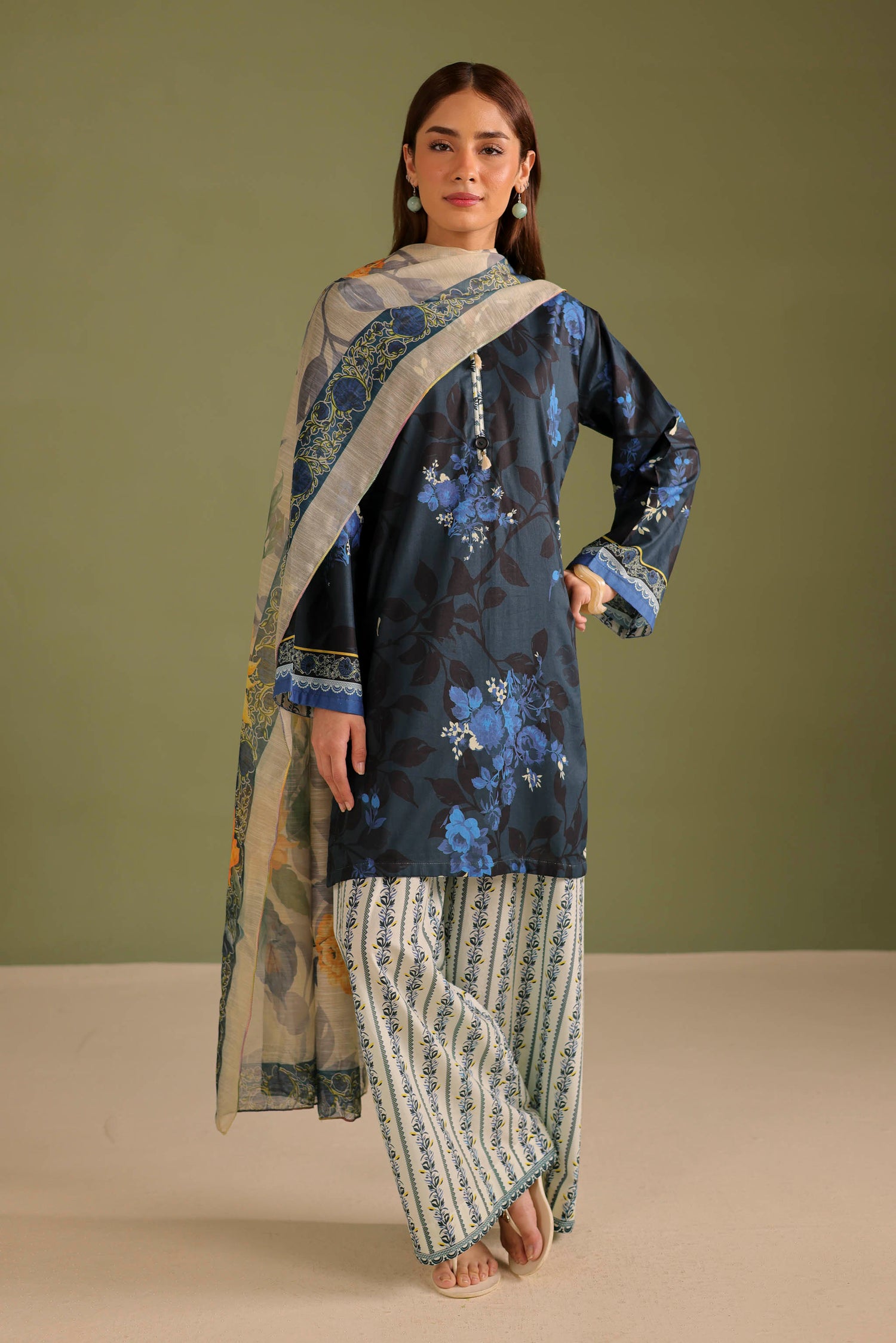 3PC Printed Lawn Suit - 42675