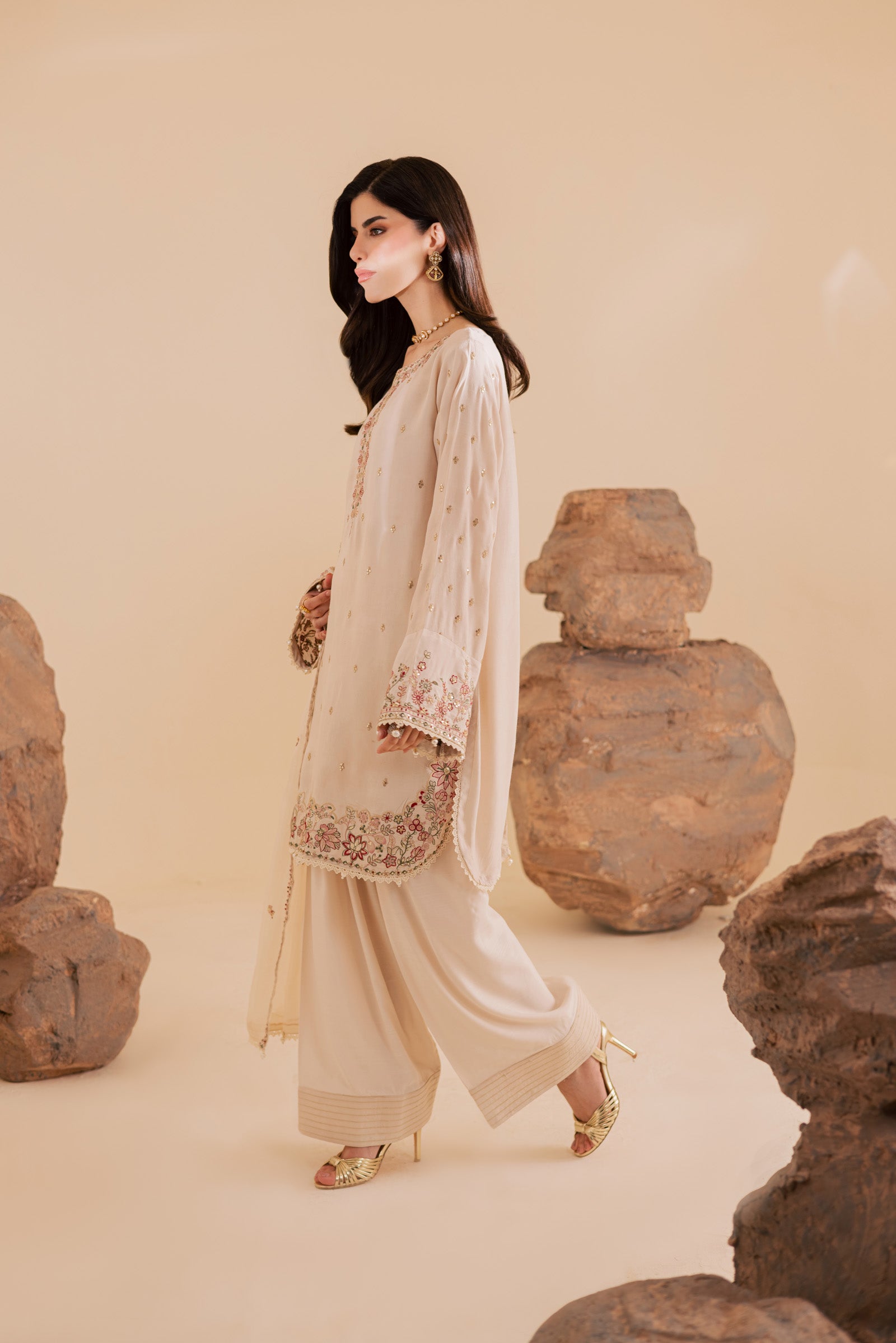 3PC Luxury Embroidered Dress- RSC08