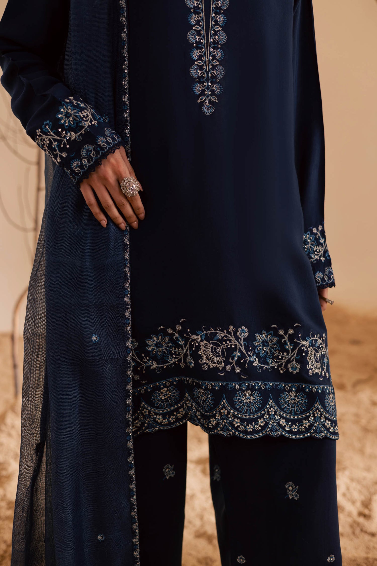 3PC Luxury Embroidered Dress- RSRB05