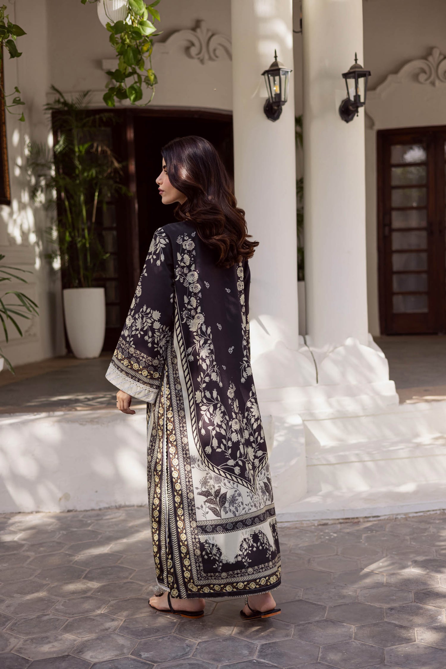 2PC Luxury Printed Pret- LP04