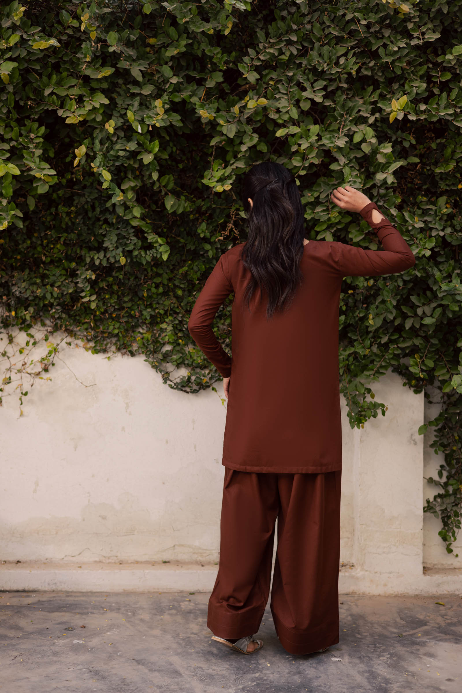 2PC Khaddar Solid HSK 06 – Chocolate Brown