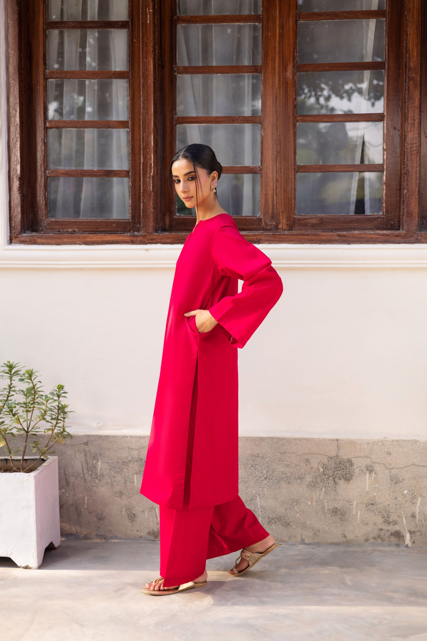 2 PC Khaddar Solid PSK 01 - Shocking Pink