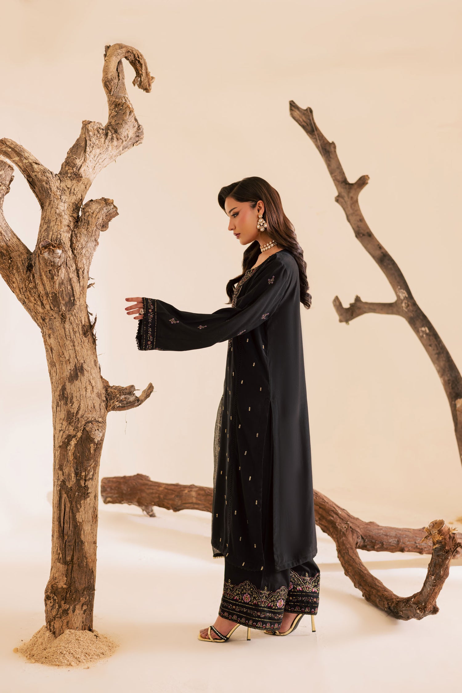 3PC Luxury Embroidered Dress- RSB07