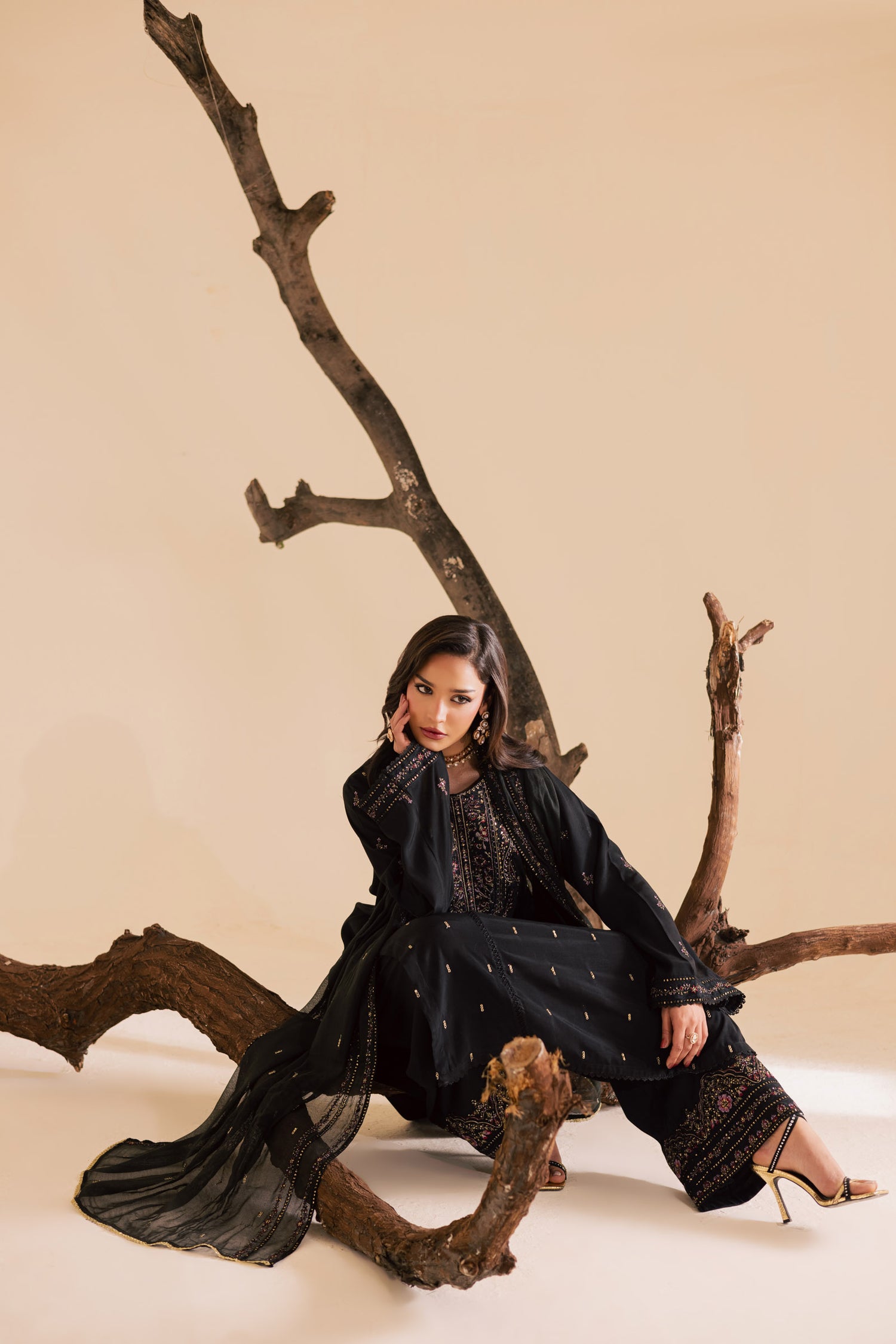 3PC Luxury Embroidered Dress- RSB07