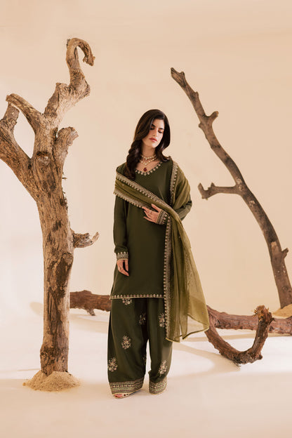 3PC Luxury Embroidered Dress- RSM15