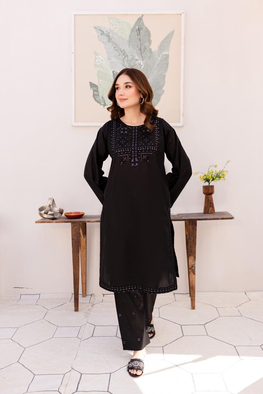 Plain black dress designs best sale