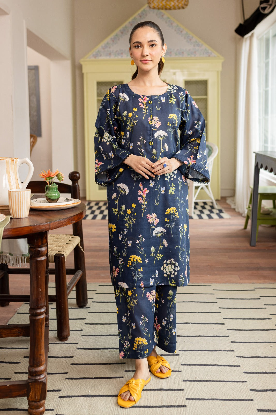 Stitched 2PC Lawn Suit - PRT038