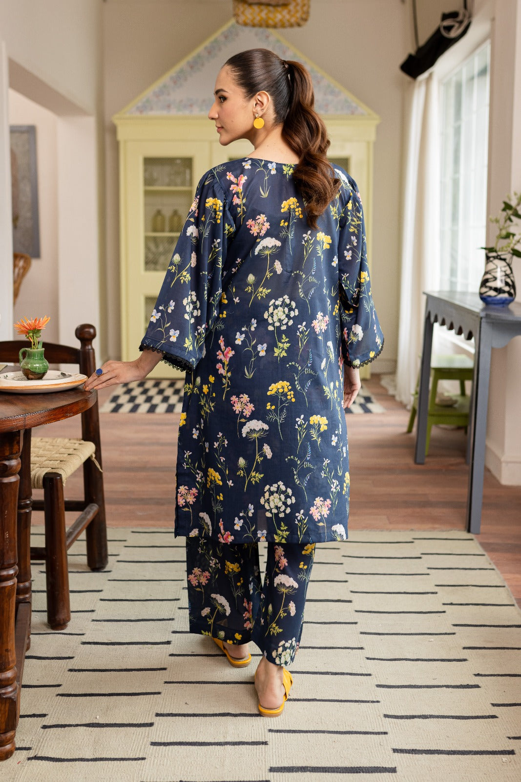 Stitched 2PC Lawn Suit - PRT038