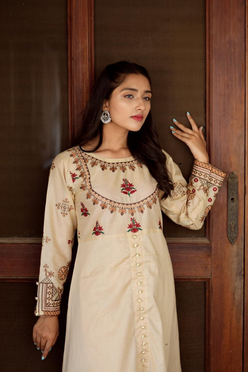 2PC Embroidered Lawn Dress (02)